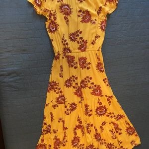 OLD NAVY Yellow Print Ruffled Sundress Size M.
